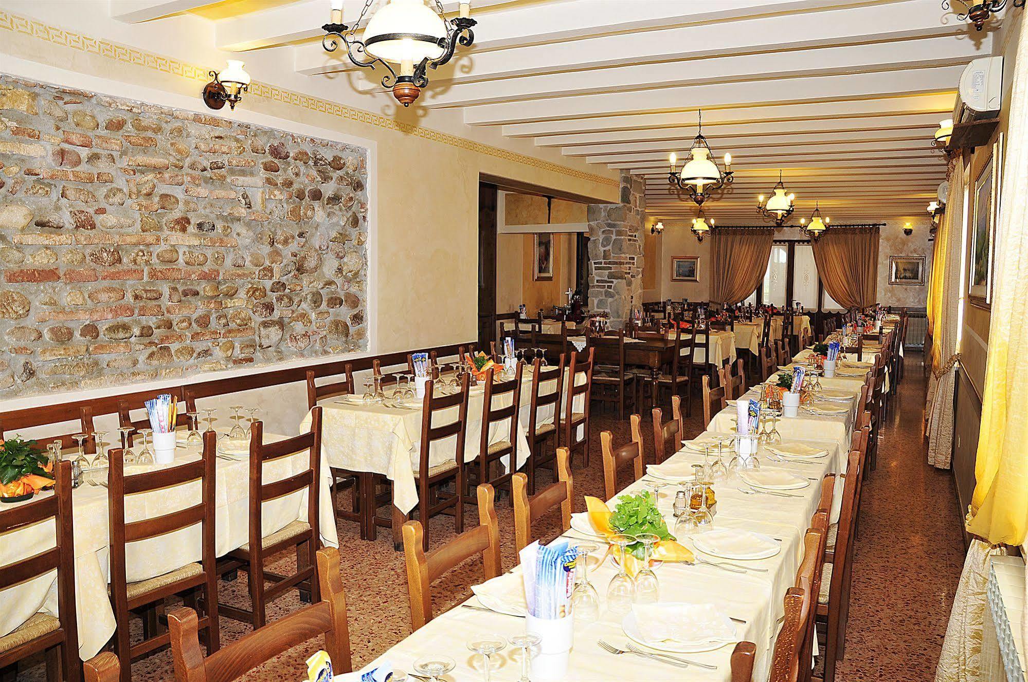 Locanda Al Pigno Sona Exterior photo