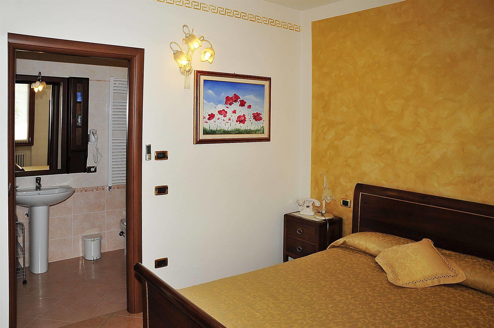 Locanda Al Pigno Sona Exterior photo